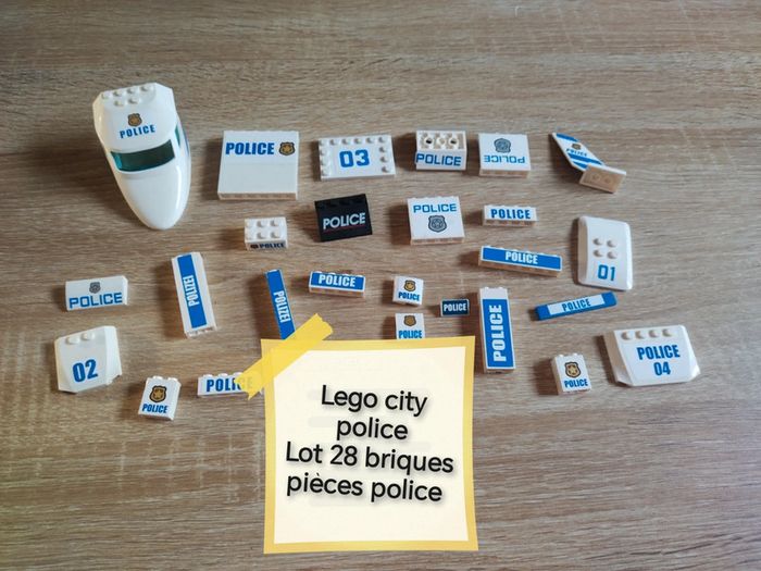 Lego city police lot 28 pièces divers