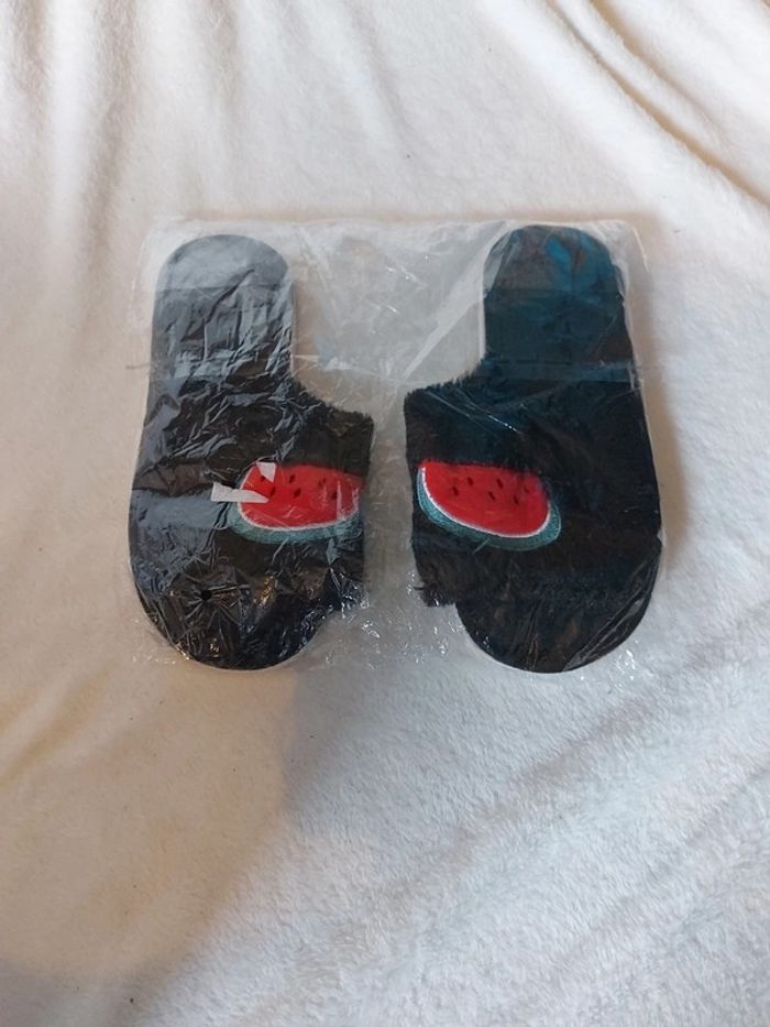 Pantoufle femme Neuve