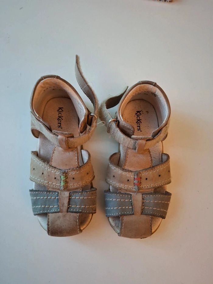 Sandales kickers taille 25. - photo numéro 6