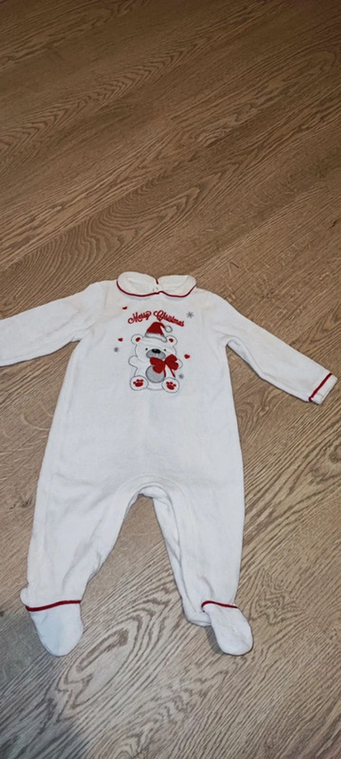Lot 6 pyjamas en très bon état taille 3 mois - photo numéro 4