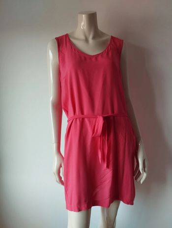 Robe légère Camaïeu taille 46 avec sa ceinture