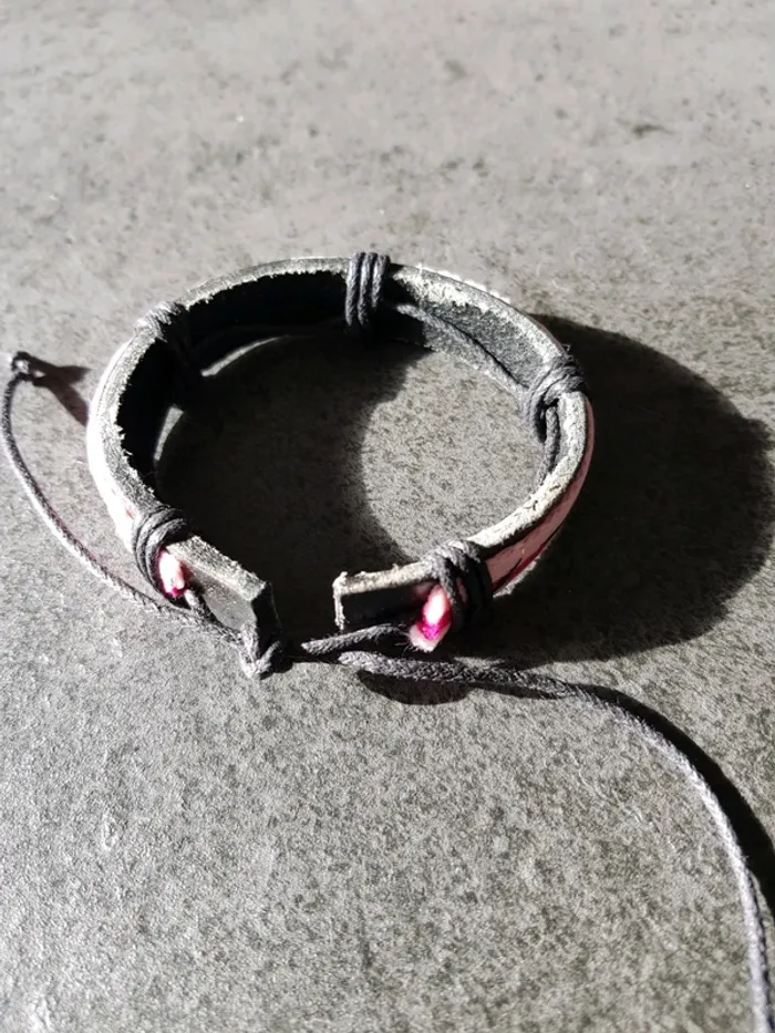 Bracelet fantaisie rose neuf - photo numéro 4