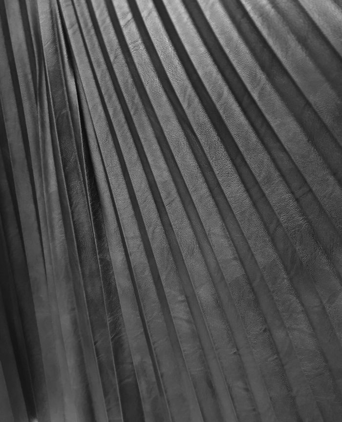 Robe plissée simili cuir longue t L - photo numéro 5