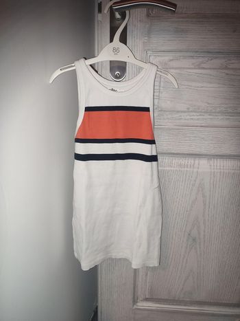 débardeur blanc, orange et noir
