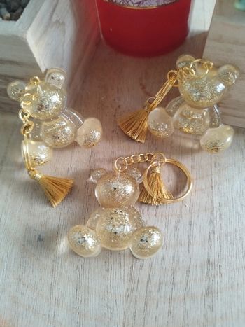 Porte clé ourson doré paillettes