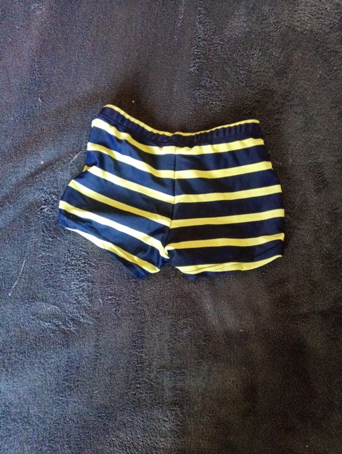 Short de bain 3 ans - photo numéro 2