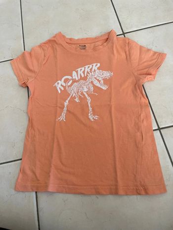T shirt dinosaure