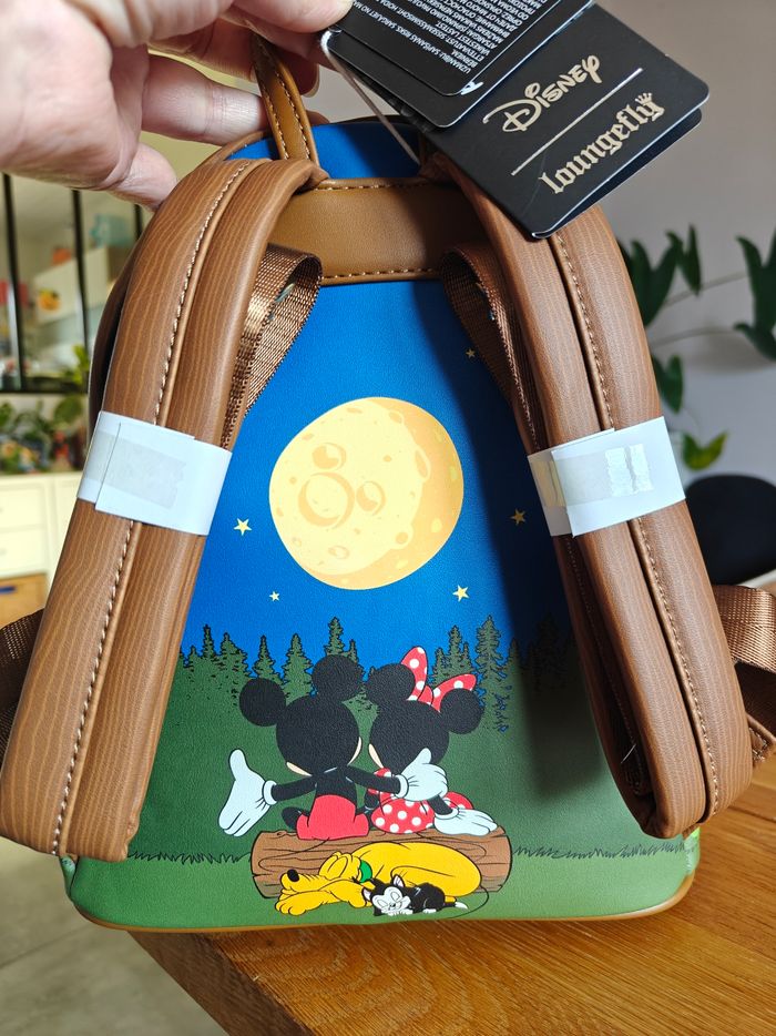 Loungefly Mickey & Minnie Campfire - photo numéro 3