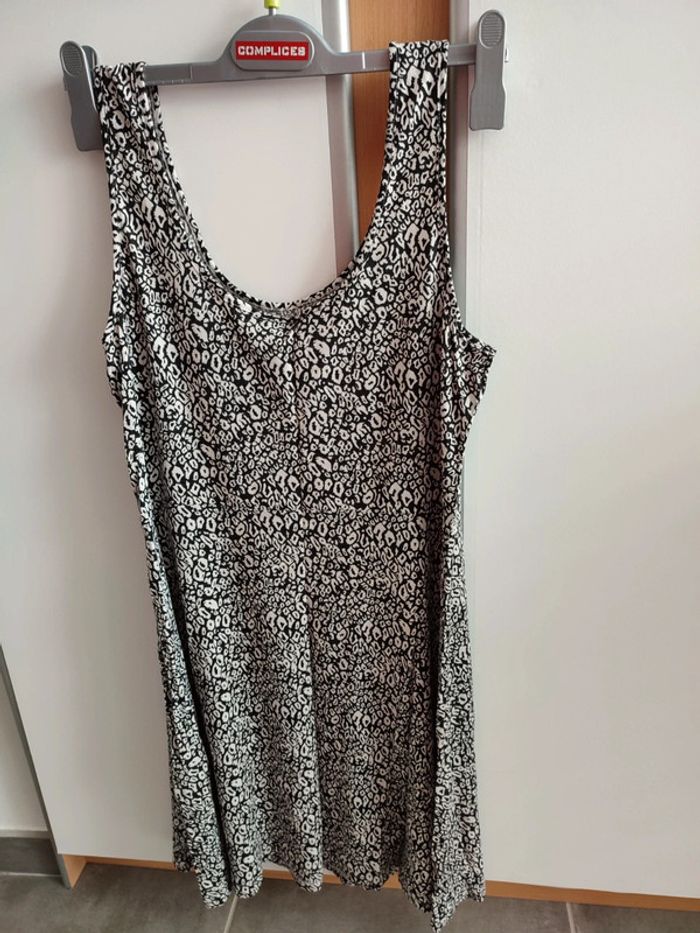 Robe léopard - photo numéro 3