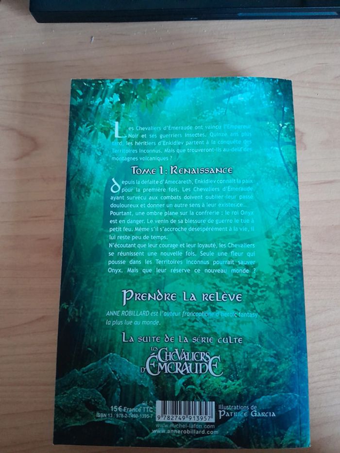 Livre tome 1 les héritiers d'enkidiev - photo numéro 3