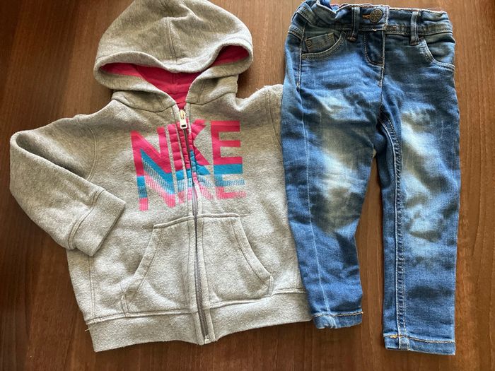 Lot veste Nike et jean 18 mois