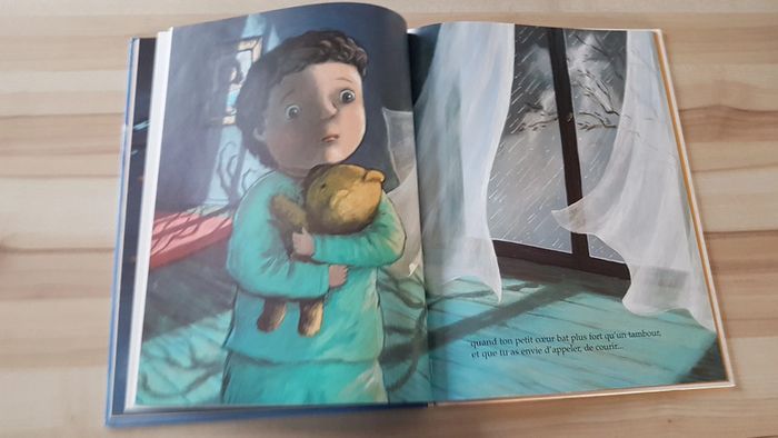 Livre N'aie pas peur ! Je suis là - photo numéro 5