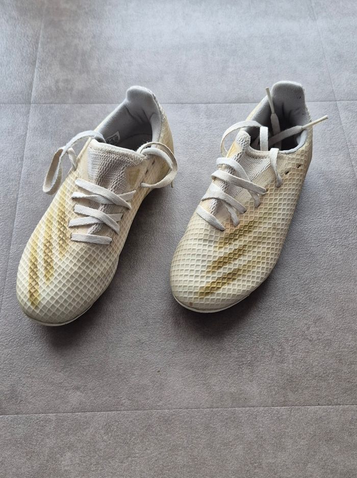Chaussure de foot Adidas p.34