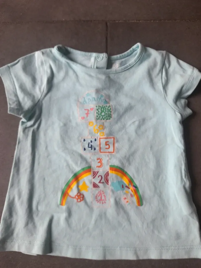 T-shirt