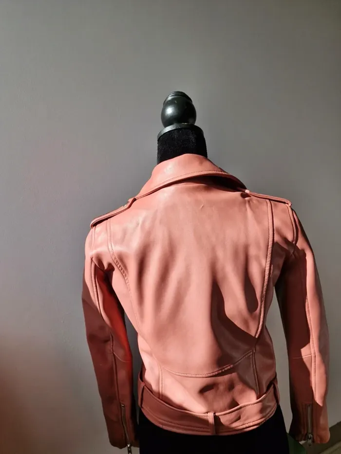 Veste simili cuir zara - photo numéro 3
