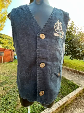 Haut de costume sans manche