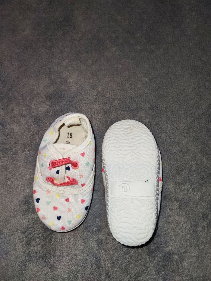 Basket en toile taille 18 neuve - photo numéro 2