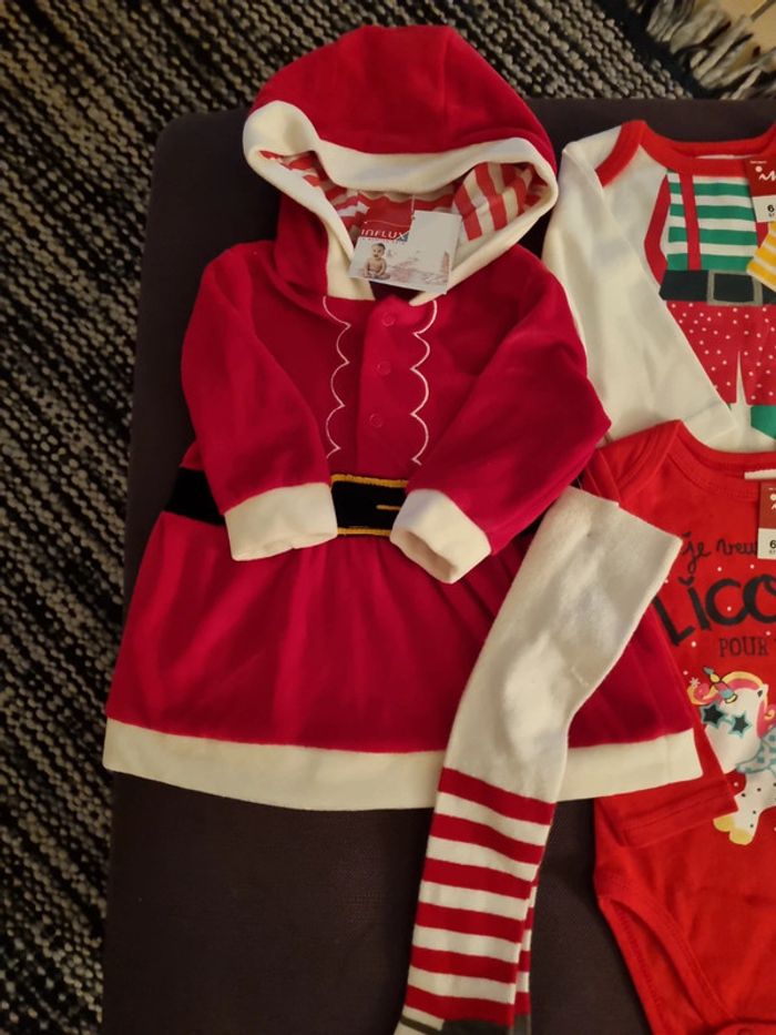 Tenue de Noel fille 6 mois - photo numéro 2