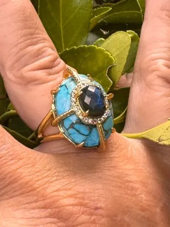 Bague habaha Paris pierres turquoise et jade bleu/reflets vert crique acier inoxydable or réglable