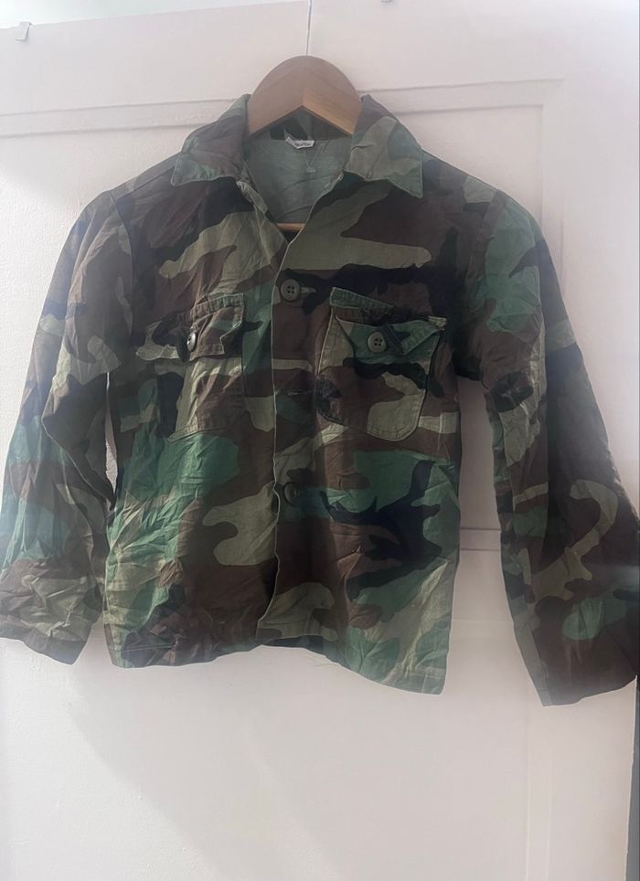 Veste militaire taille 8/10 ans.