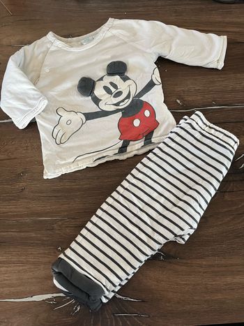 Ensemble Mickey chaud