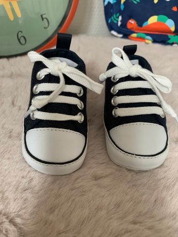 Lot chaussure bébé