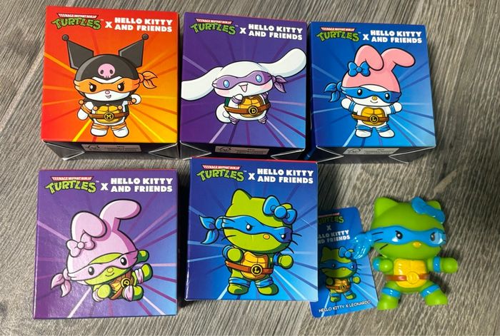 Figurine personnage McDonald’s Turtles HELLO KITTY AND FRIENDS