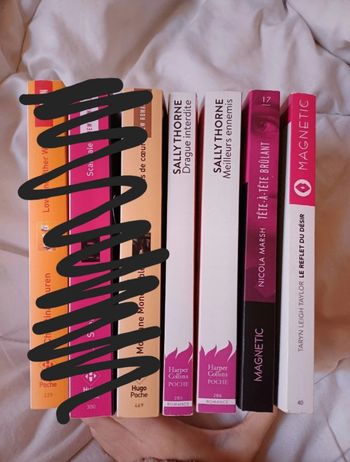 Lot de 7 livres de romance
