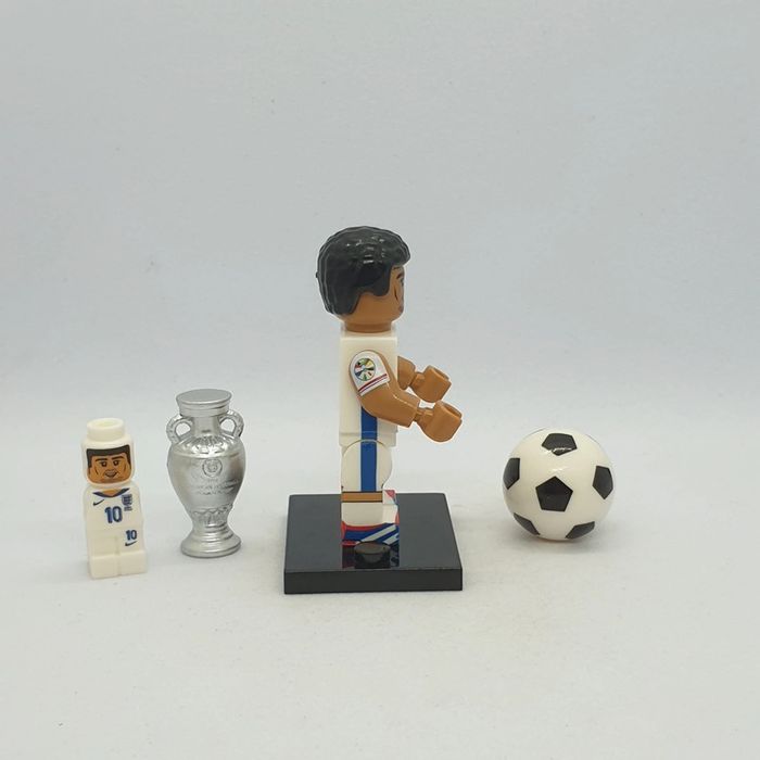 🎽 Figurine Footballeur Anglais - Jude Bellingham - (Style Lego) 🎽 - photo numéro 4