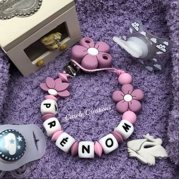 Attache tétine personnalisé en silicone marguerite 