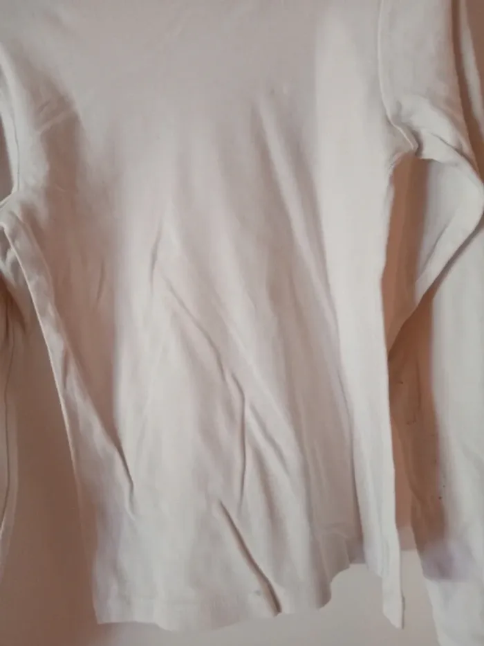 Tee-shirt manches longues blanc.  Kiabi. 10 ans. Coton - photo numéro 10
