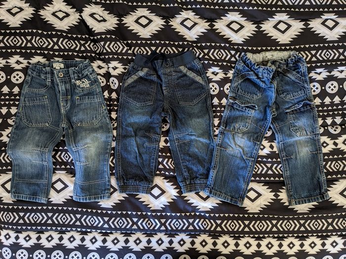 Lot pantalon 24mois - photo numéro 1