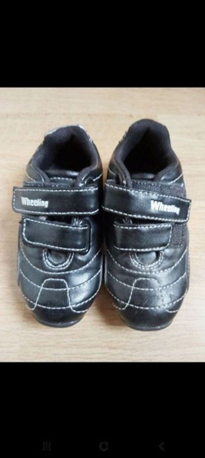 Basket Pointure 22 - photo numéro 2