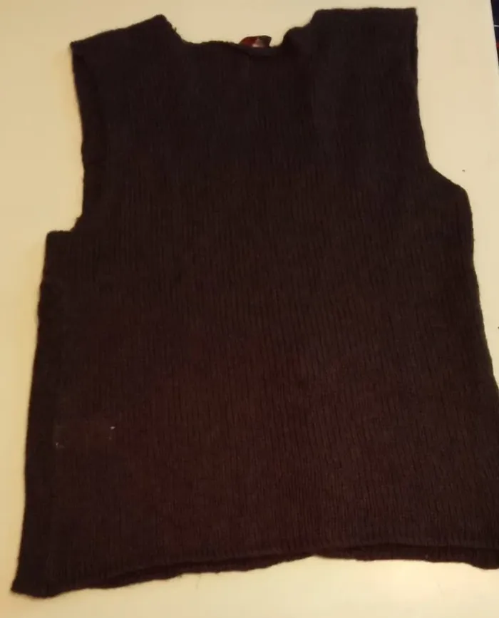 Pull sans manche 🔄 - photo numéro 3