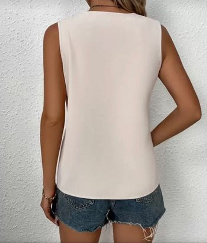 Top beige - photo numéro 2