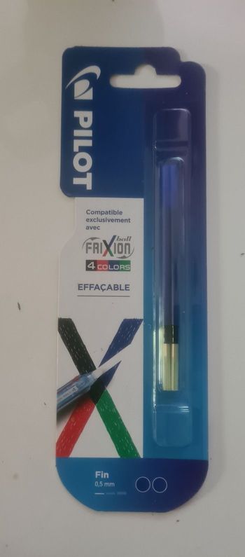 Recharge stylo 4 couleurs frixion ball NEUF