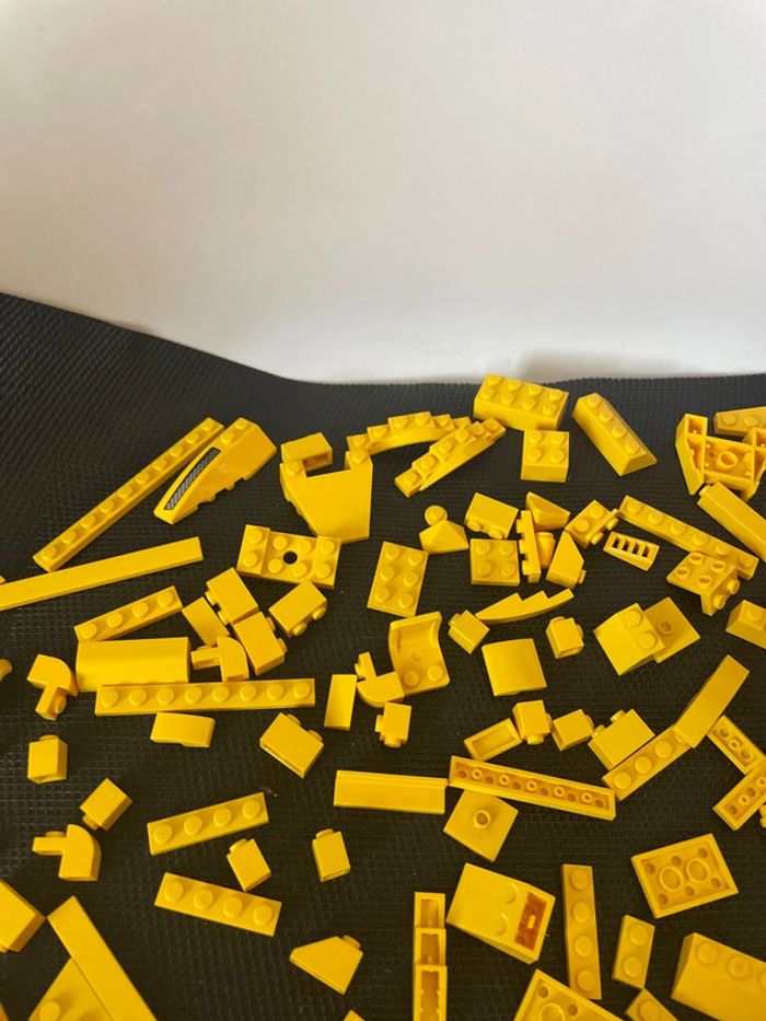 Lego lot vrac briques jaunes officiel pièces détachées city espace star wars Harry Potter - photo numéro 3