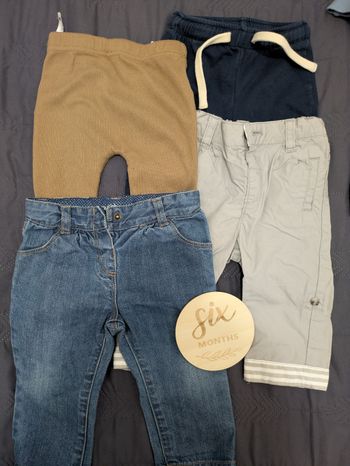 Lot 4 pantalons 6 mois