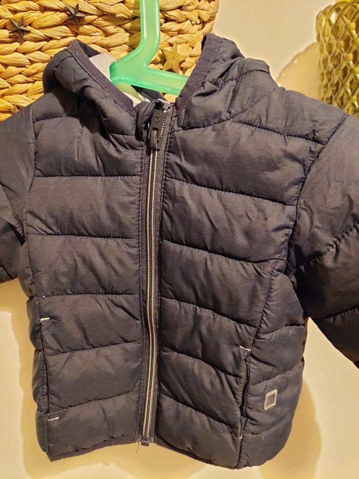 Doudoune bleue Obaibi taille 6 mois - photo numéro 2