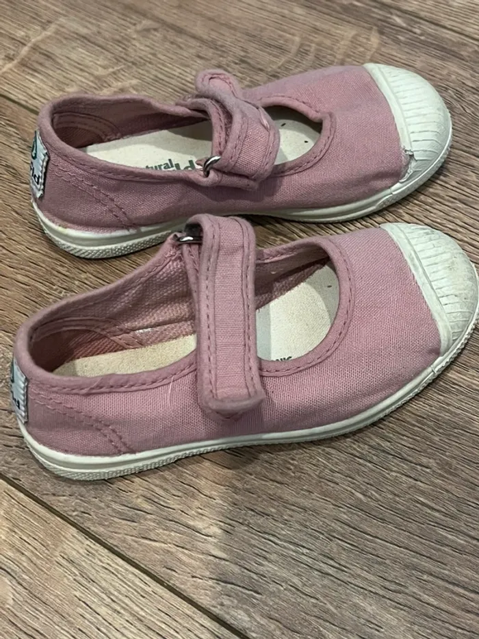 Chaussure en toile