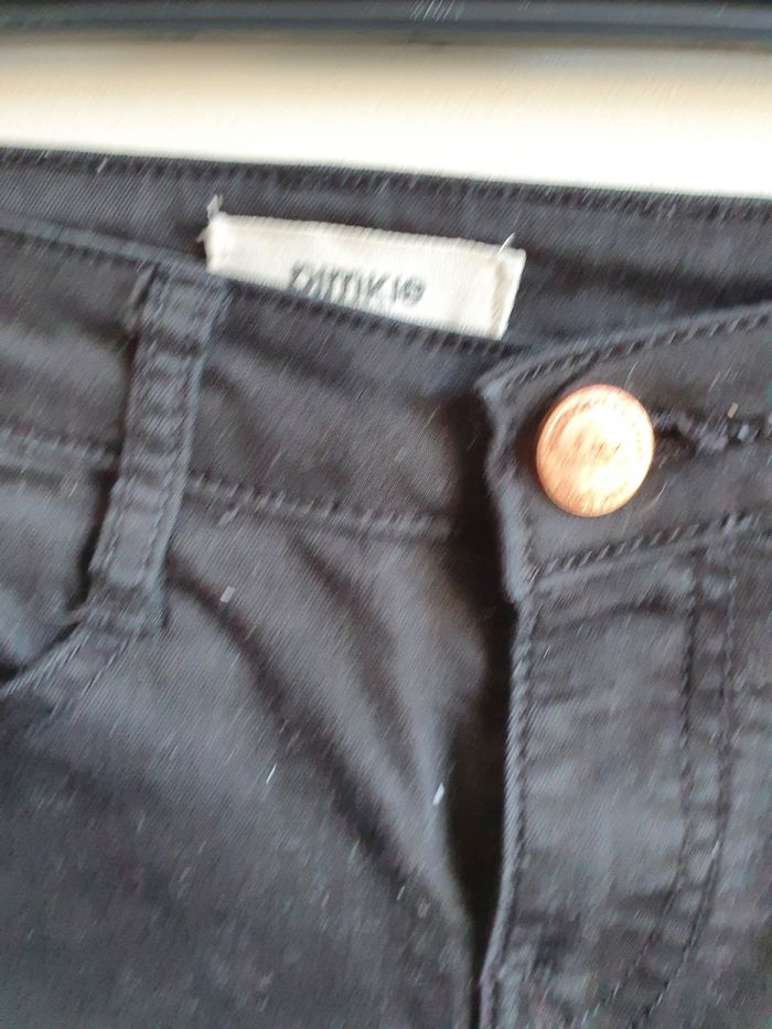 Jeans fille 14 ans (XS) - photo numéro 3