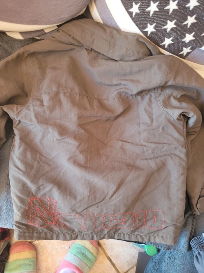 Veste demi saison 6 ans - photo numéro 3