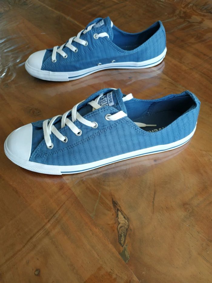 Baskets converse bleu t. 42,5 - photo numéro 3