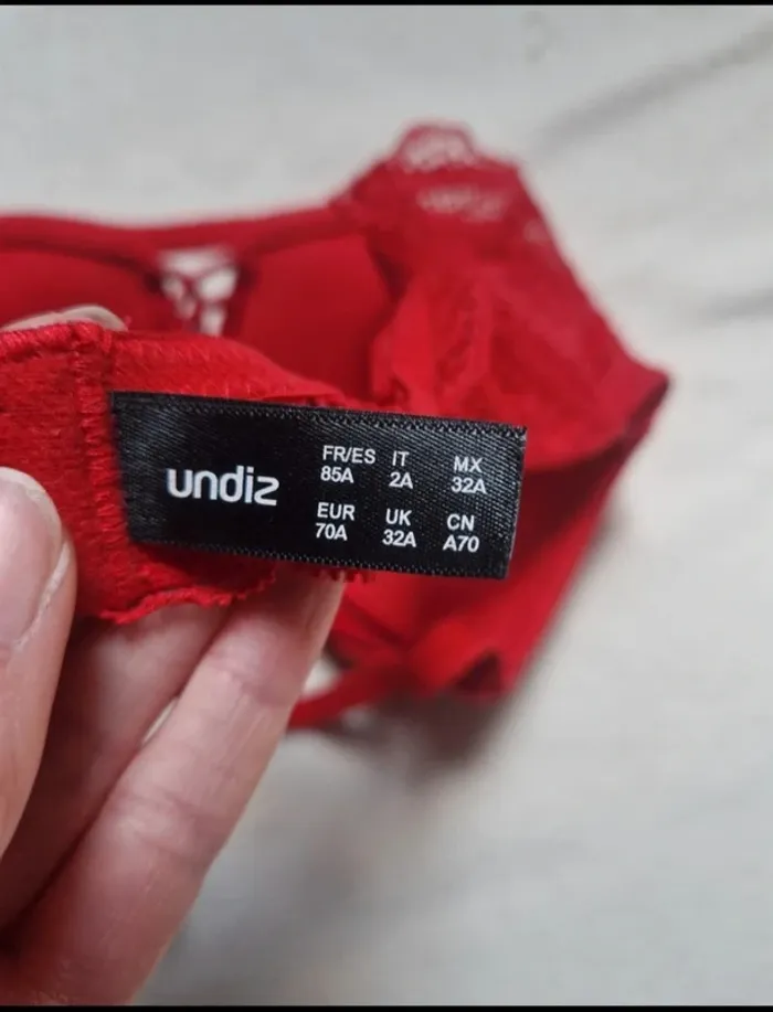 Lot de 2 jolie soutien-gorge undiz taille 85A - photo numéro 12