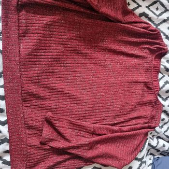 Pull rouge pailleté kiabi sans étiquette 52 54