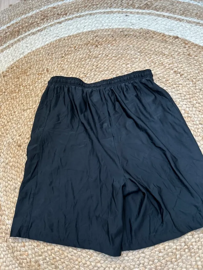 Short Homme Strater Noir Taille M | Très Bon État | Légère Trace #BS1898 - photo numéro 2