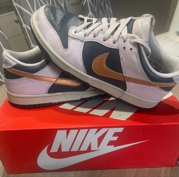 Nike Dunk mauve et grise