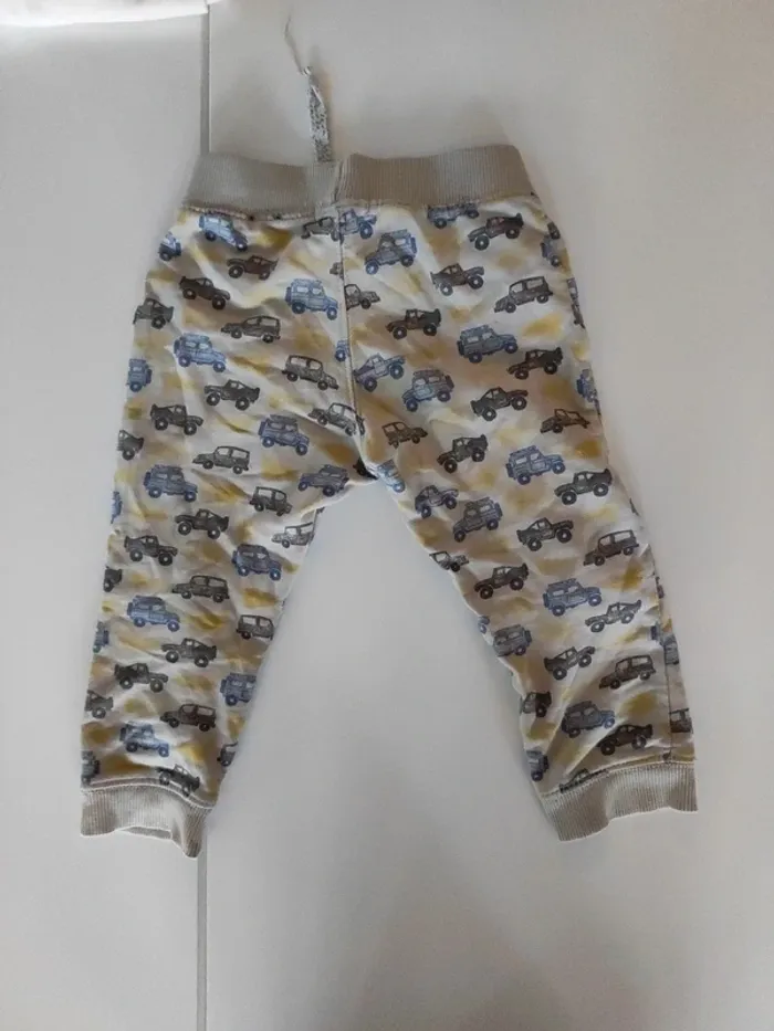 Lot 6 pantalons 18 mois - photo numéro 18
