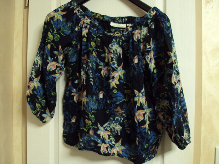 Blouse col large motif île