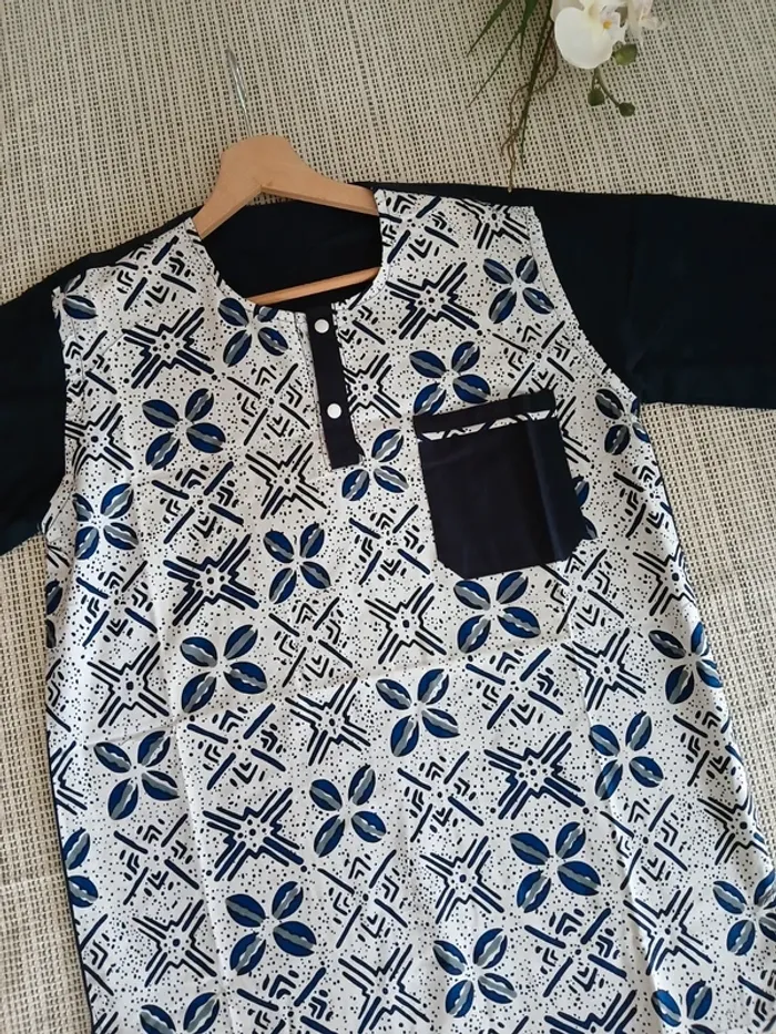 Chemise à motifs Manches courte pour homme Neuve Taille M🌿💝 - photo numéro 2